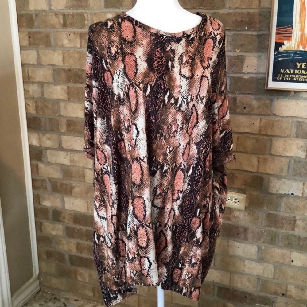 Lg CAKE Snakeskin Print Maxi Oversized Tee -beach coverup!